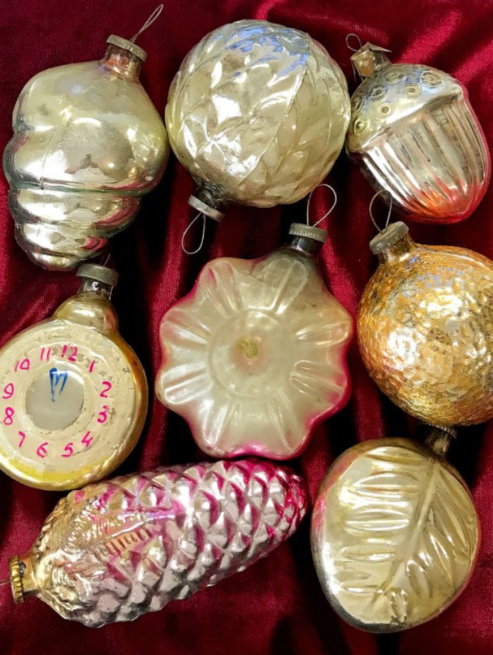 Giant Ornaments 